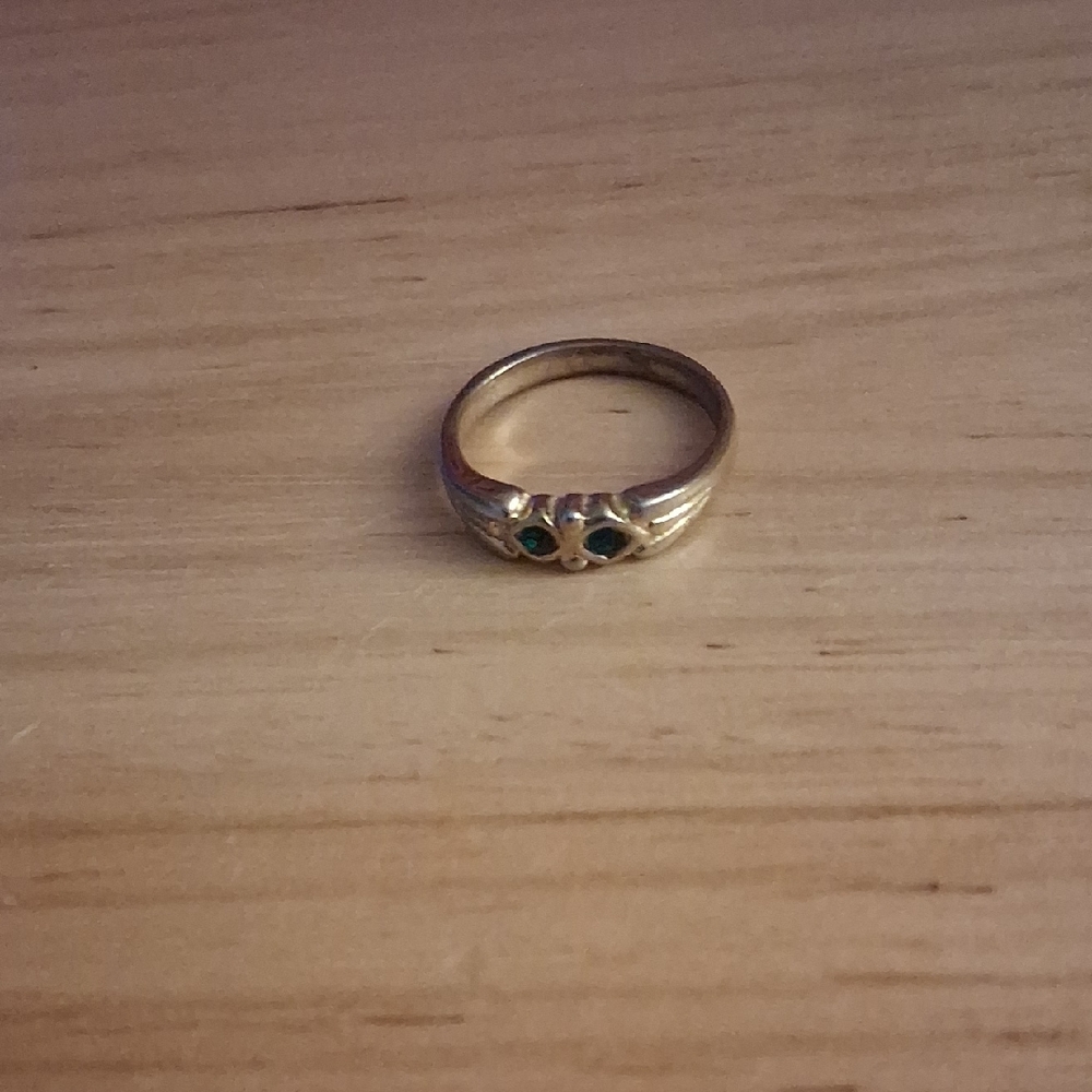 10K Emerald Ring